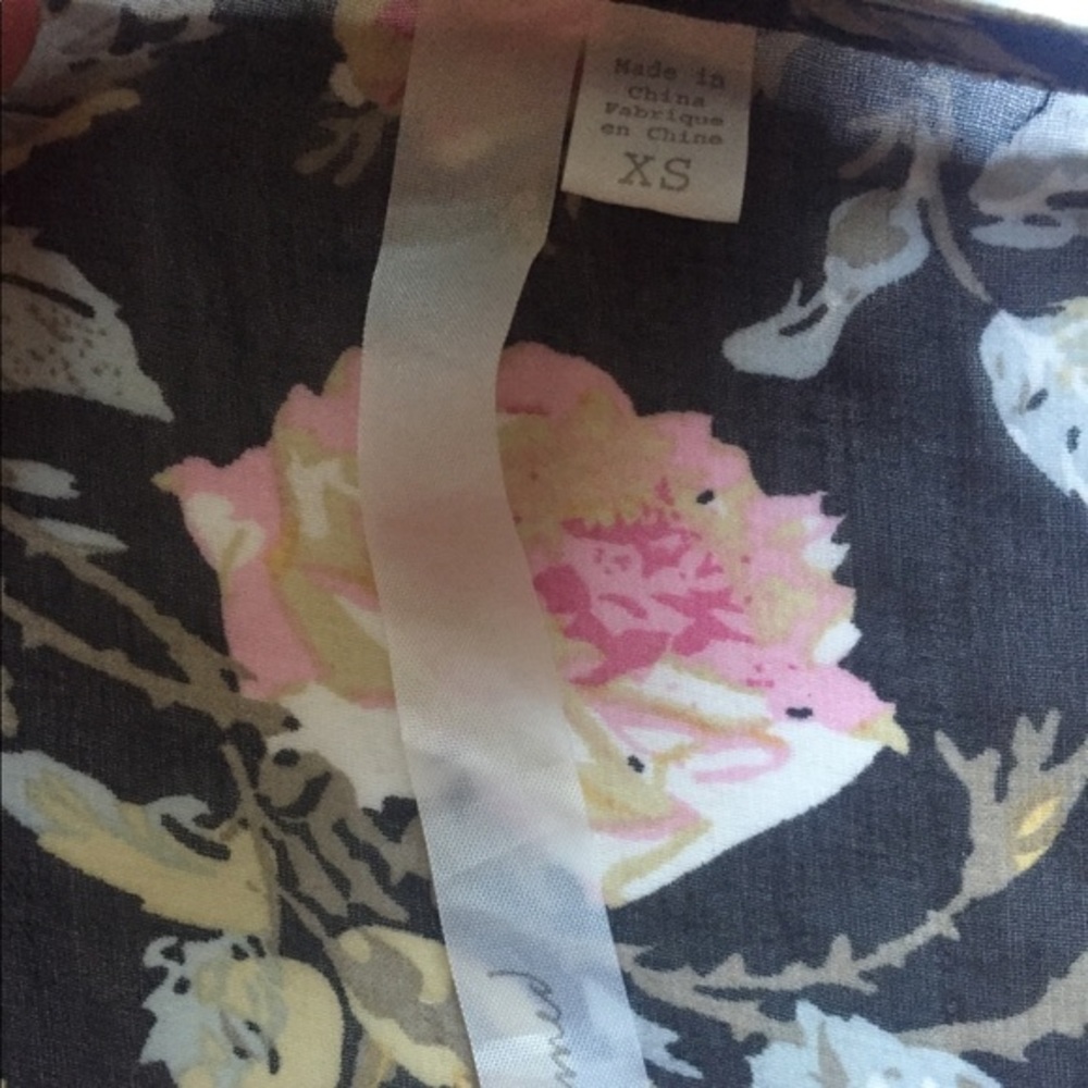 Reformed floral sheer‎ dress w/ front side zipper, Asymmetrical, v-neck, casual - Picture 4 of 9